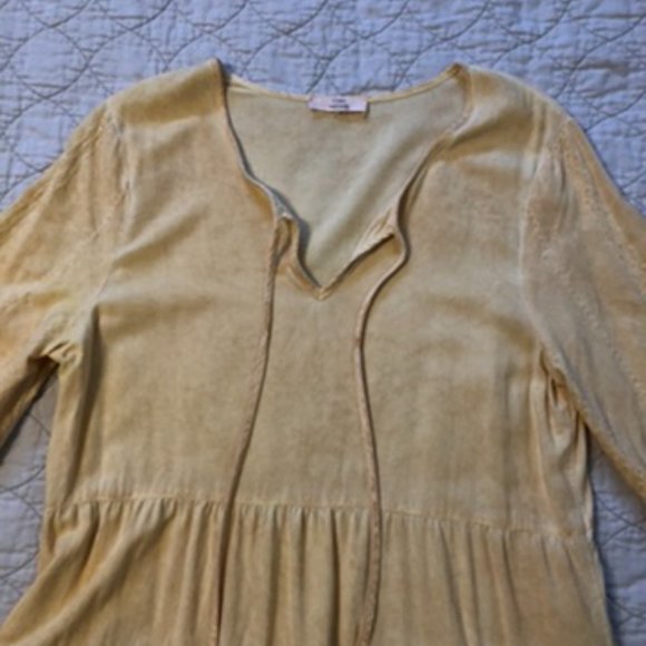 Como Vintage Gold Distressed Top M - Picture 2 of 12
